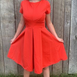 Gabby Skye dress size 2-4